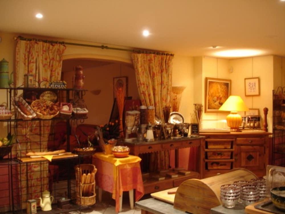 Hotel Mireille Arles Zewnętrze zdjęcie