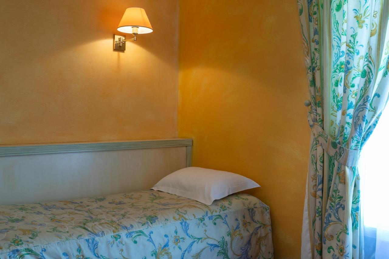Hotel Mireille Arles Zewnętrze zdjęcie