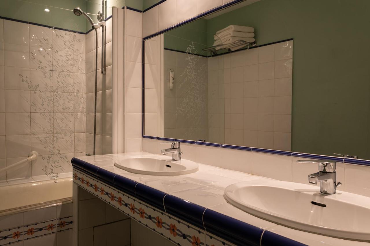 Hotel Mireille Arles Zewnętrze zdjęcie